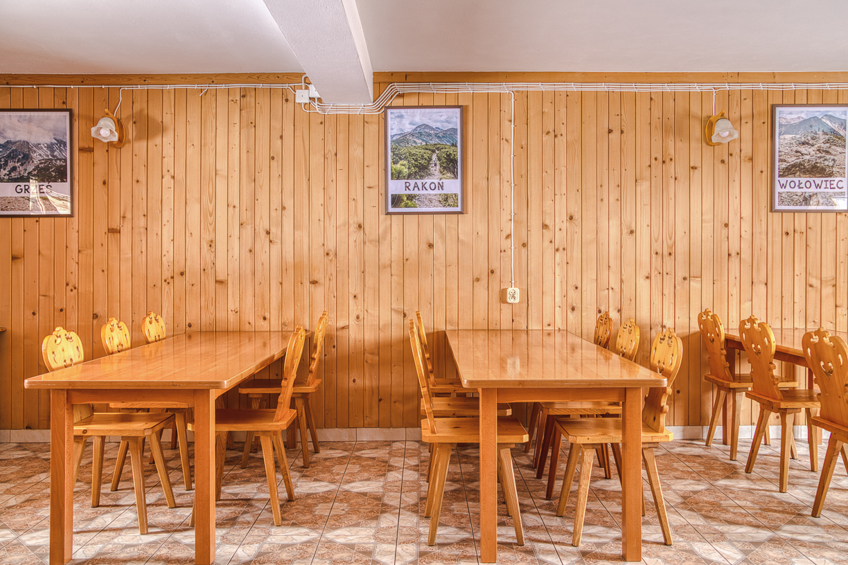 kiry 9 jadalnia kuchnia (1)